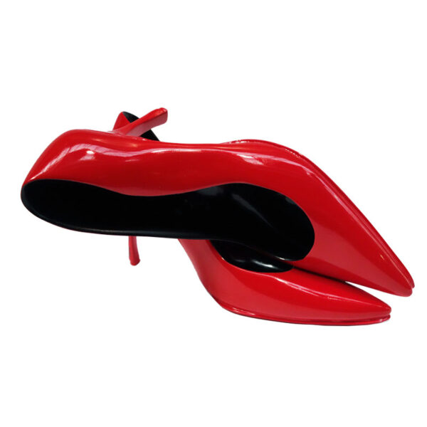 La série " Red Shoes, 2018 "