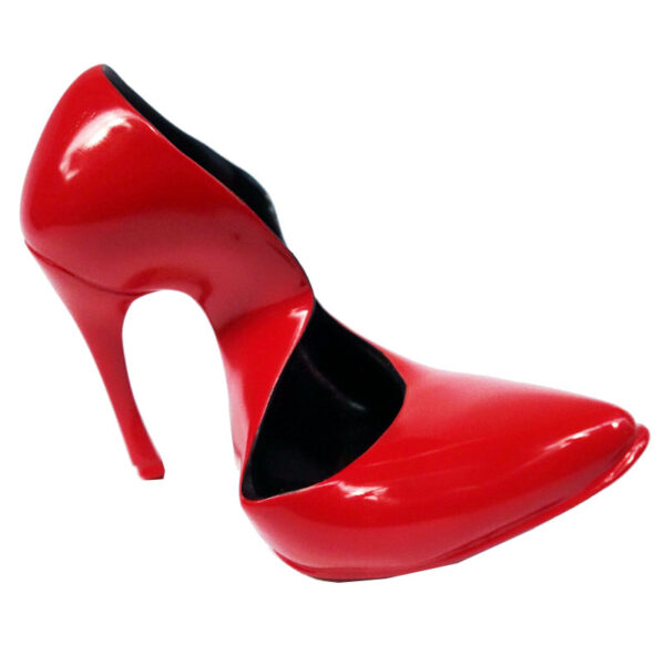La série " Red shoe, 2018 " - Image 2