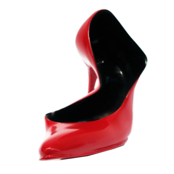 La série " Red shoe, 2018 " - Image 3